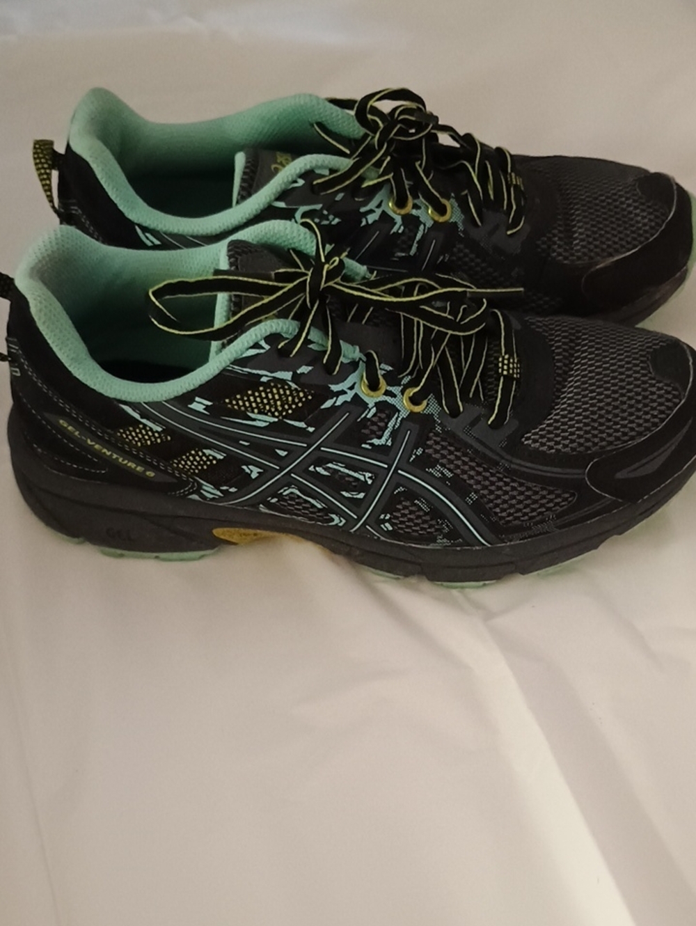 ASICS Women's Black with Mint Athletic Running Shoes